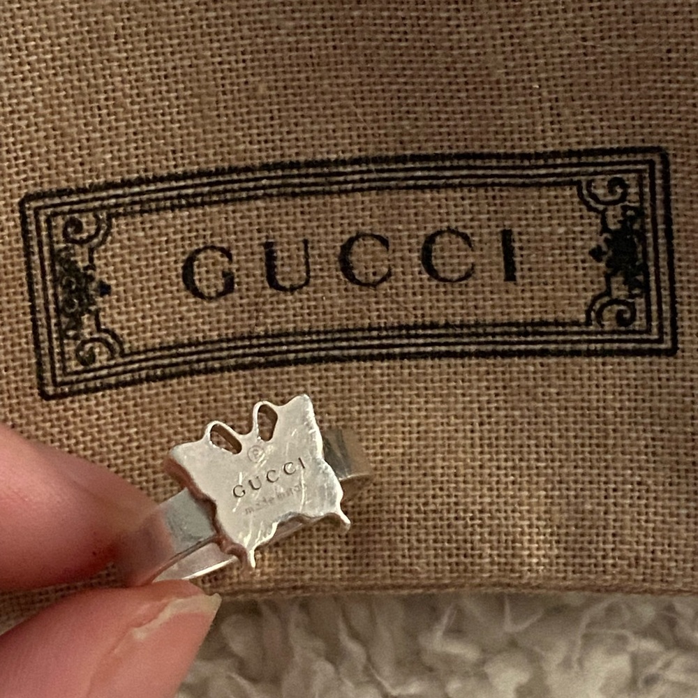 Gucci ring